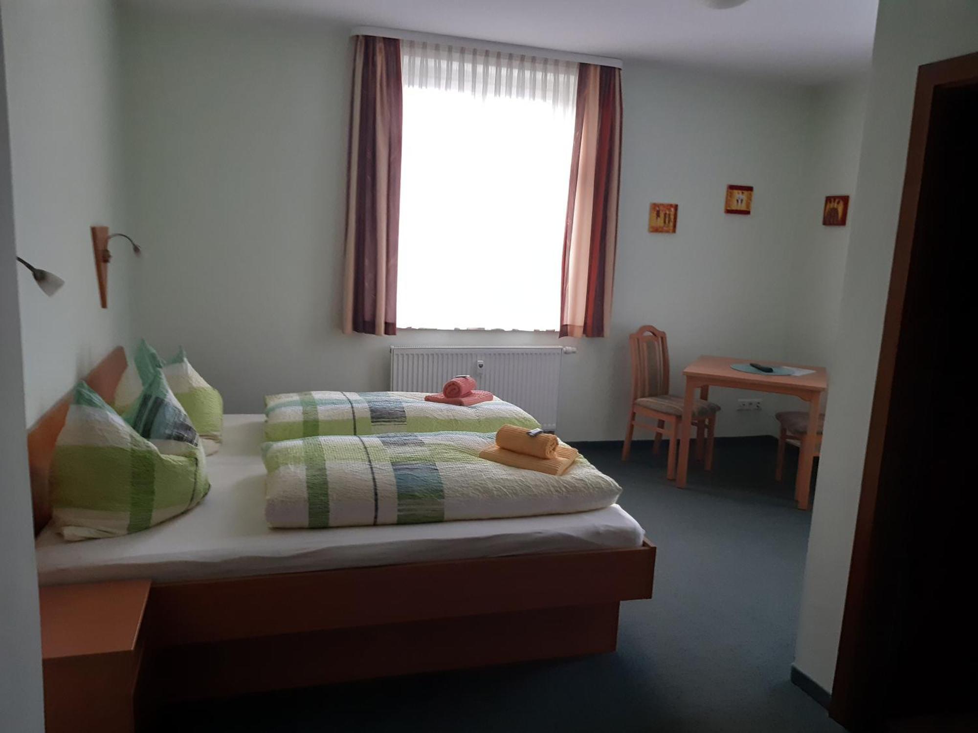 Pension Schöne Grossrohrsdorf Rum bild